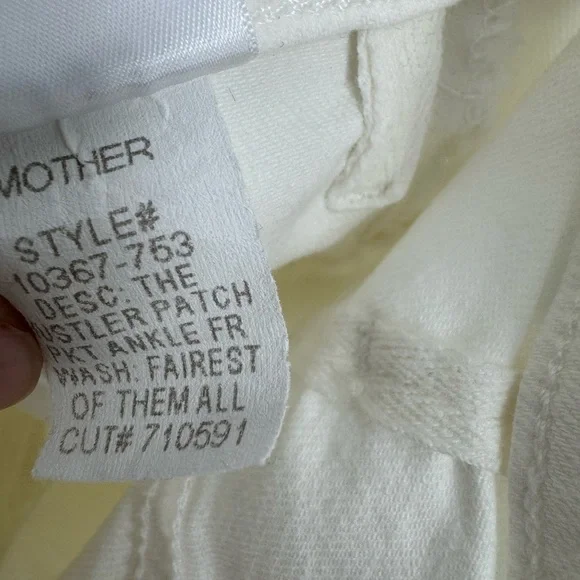 MOTHER Fairest Of Them All The Hustler Patch Pocket Ankle Fray Size 24 B2623